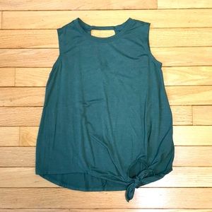 Side tie tank top with keyhole back